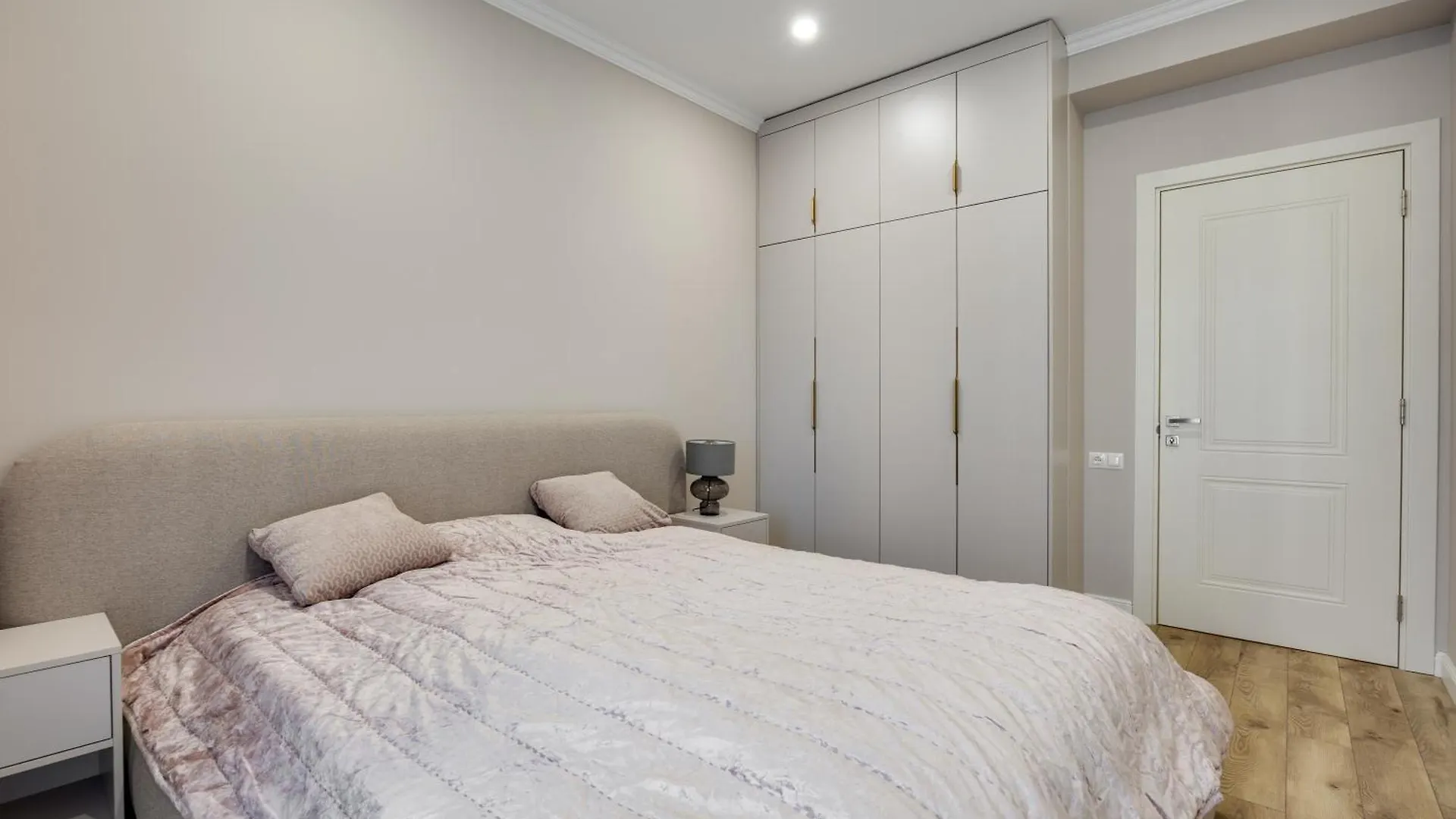 Vake Central Park Plaza Apartamento Tbilisi